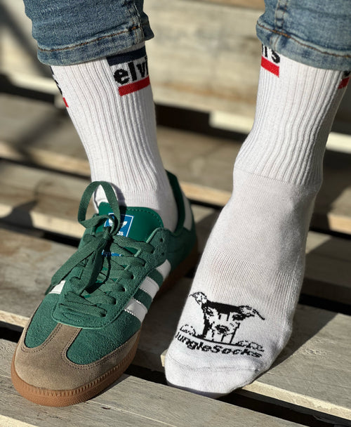 Casual Baumwollsocken Elvis in Weiß mit schwarzem und rotem Design, technisch und nahtlos.