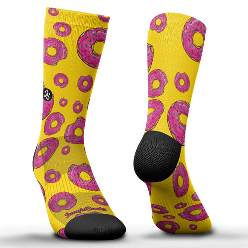 Nahtlose technische Crossfit-Socken, rosa Donut-Design auf gelbem Hintergrund, strapazierfähig und schützend.