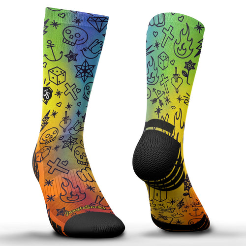 Technische Laufsocken, farbenfrohes Gradientdesign, vielfältiger Druck, nahtlos, ideal für Marathons.